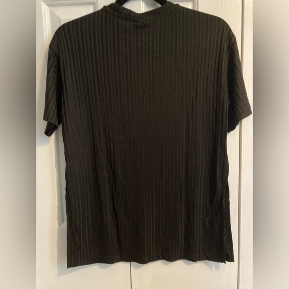 H&M knit top - Picture 3 of 5